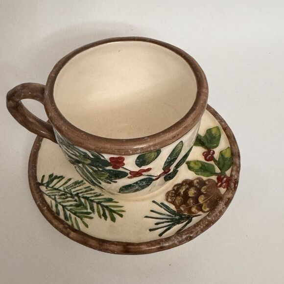 Yankee Candle Cup & Saucer Mini Candle Holder 2012 Pine Cones & Berries Rustic - Picture 3 of 9